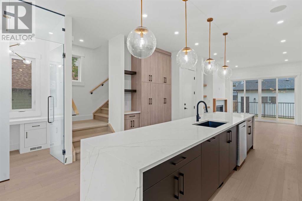 Single Family House for Sale in   Avenue NW West Hillhurst Calgary 