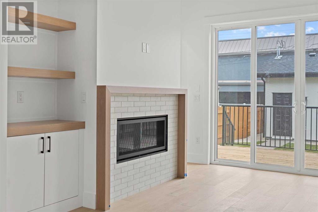 Single Family House for Sale in   Avenue NW West Hillhurst Calgary 