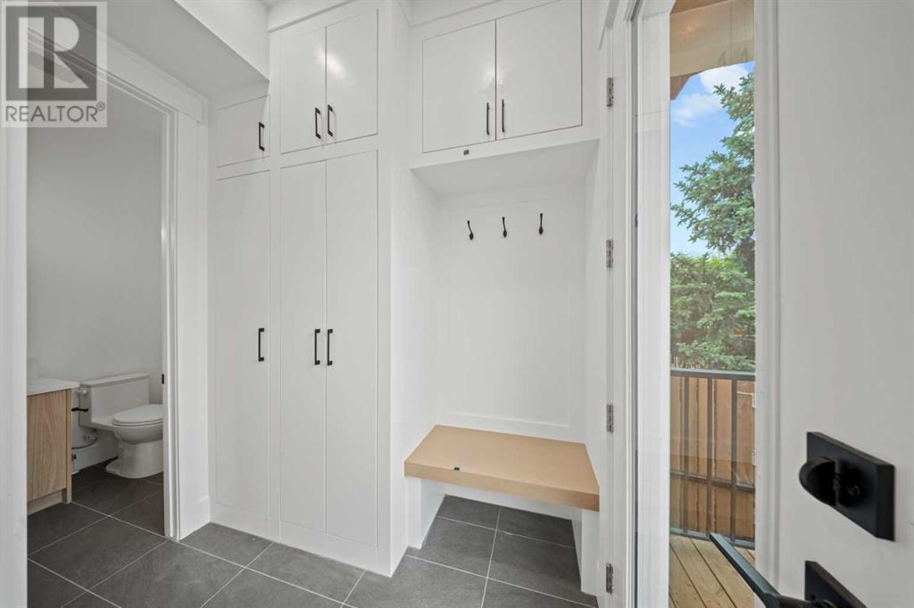 Single Family House for Sale in   Avenue NW West Hillhurst Calgary 