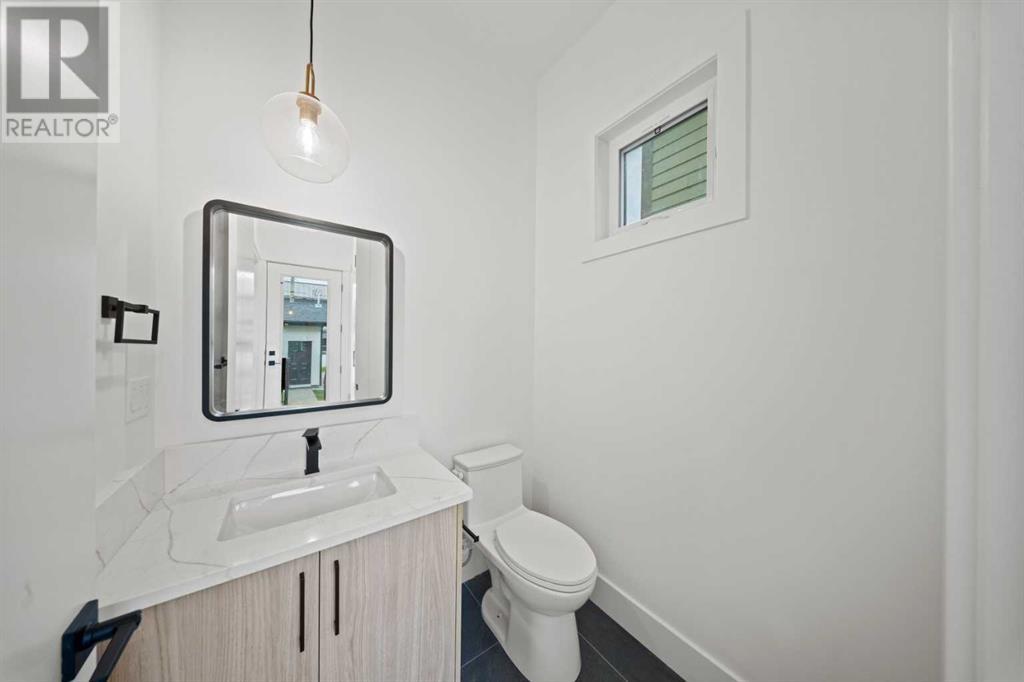Single Family House for Sale in   Avenue NW West Hillhurst Calgary 