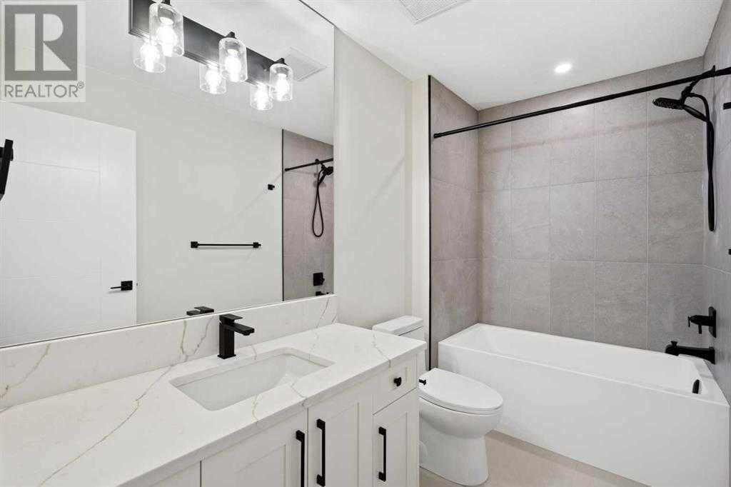 Single Family House for Sale in   Avenue NW West Hillhurst Calgary 