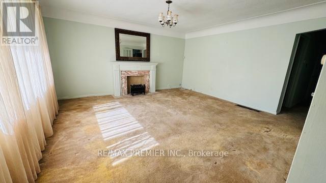 Photo 6 of 42 Gailmont Drive, Hamilton ON
