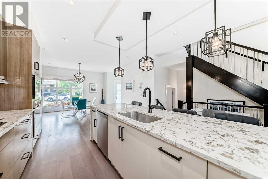 Single Family House for Sale in   Avenue NE Tuxedo Park Calgary 
