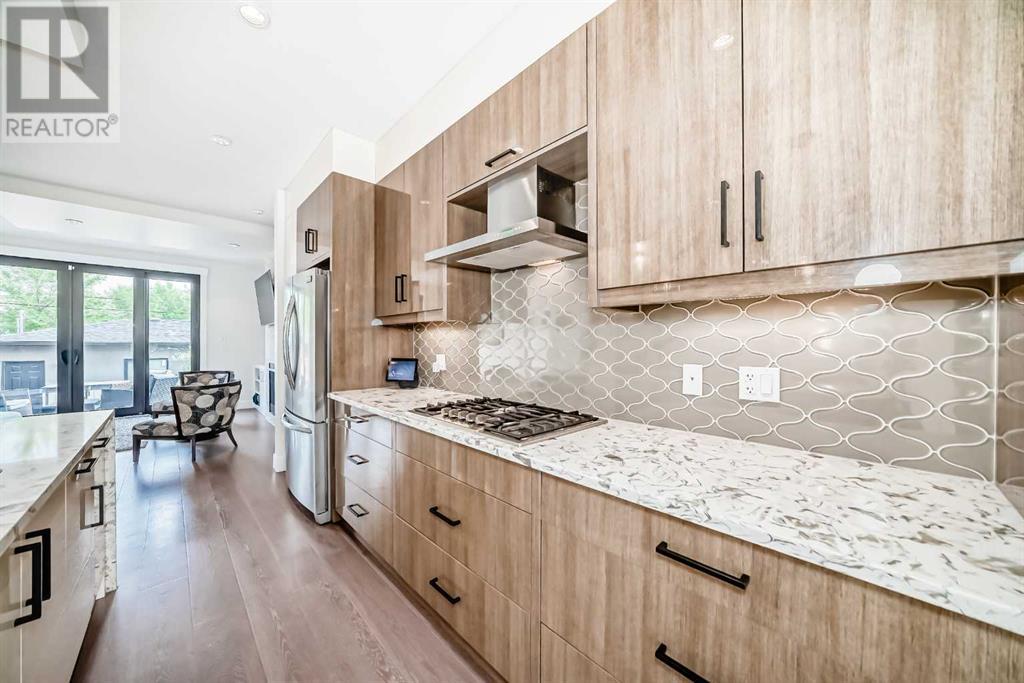 Single Family House for Sale in   Avenue NE Tuxedo Park Calgary 