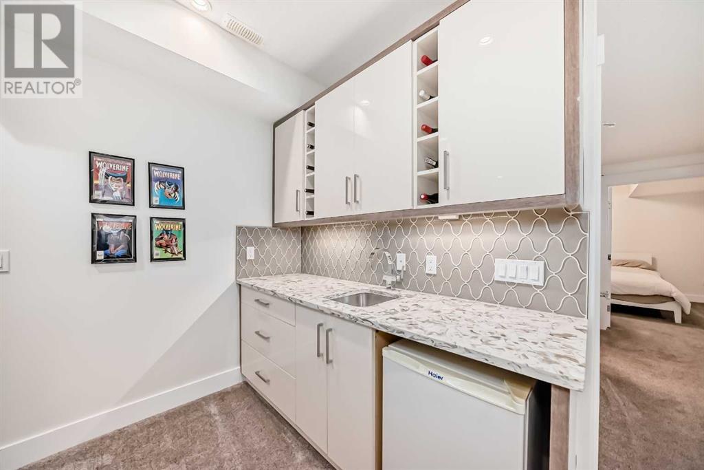 Single Family House for Sale in   Avenue NE Tuxedo Park Calgary 