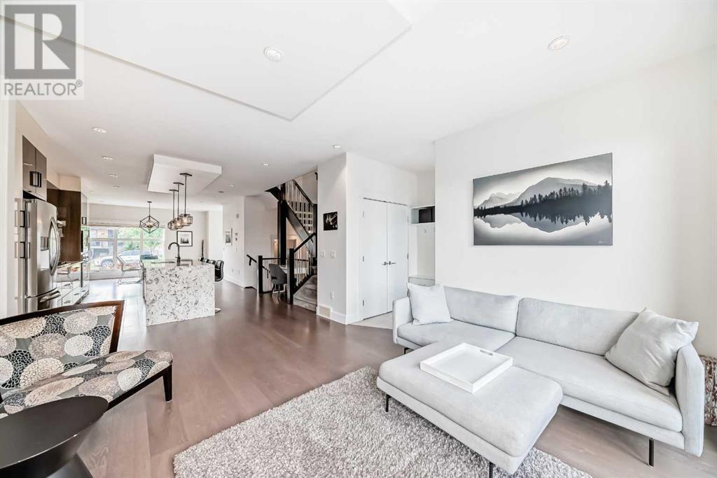 Single Family House for Sale in   Avenue NE Tuxedo Park Calgary 