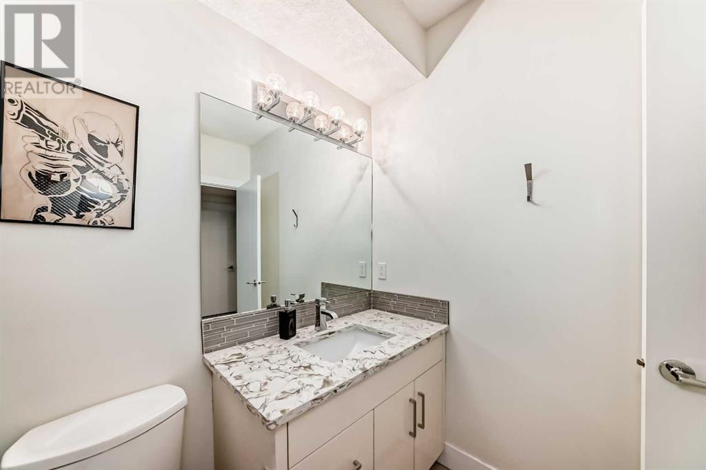 Single Family House for Sale in   Avenue NE Tuxedo Park Calgary 