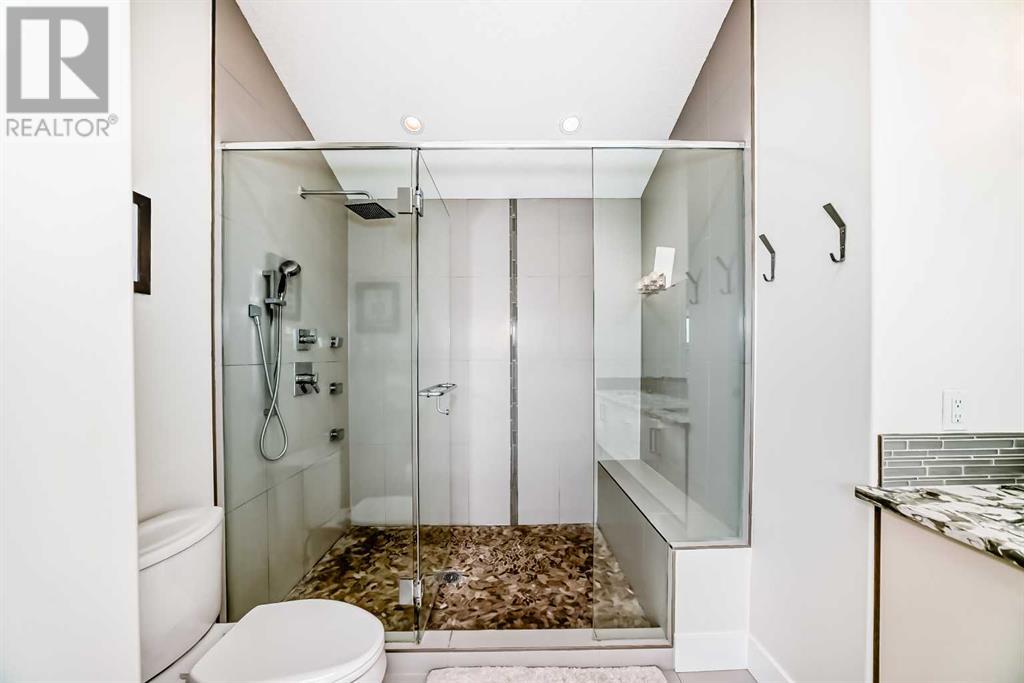 Single Family House for Sale in   Avenue NE Tuxedo Park Calgary 