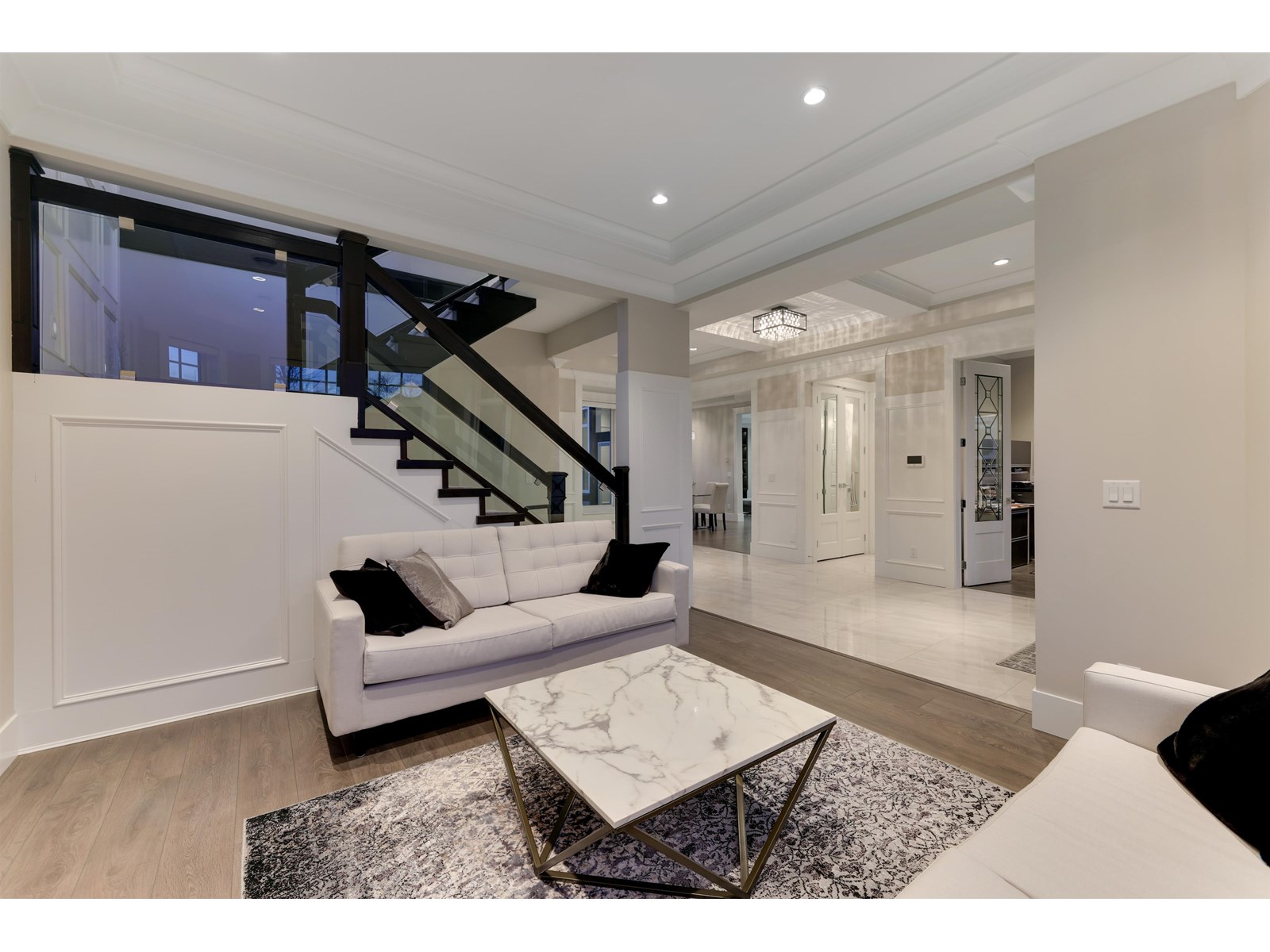 Photo 4 of 15661 76 A Avenue, Surrey BC