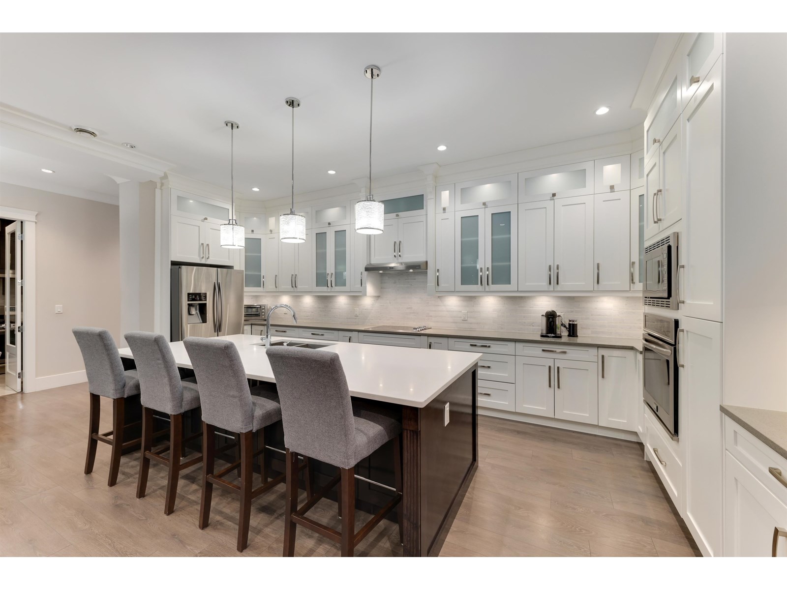 Photo 9 of 15661 76 A Avenue, Surrey BC