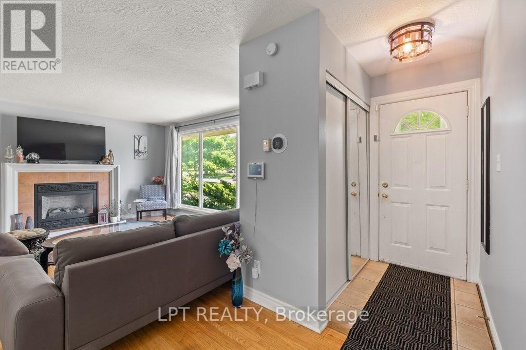 Photo 7 of 14 Herchmer Crescent, Kingston ON