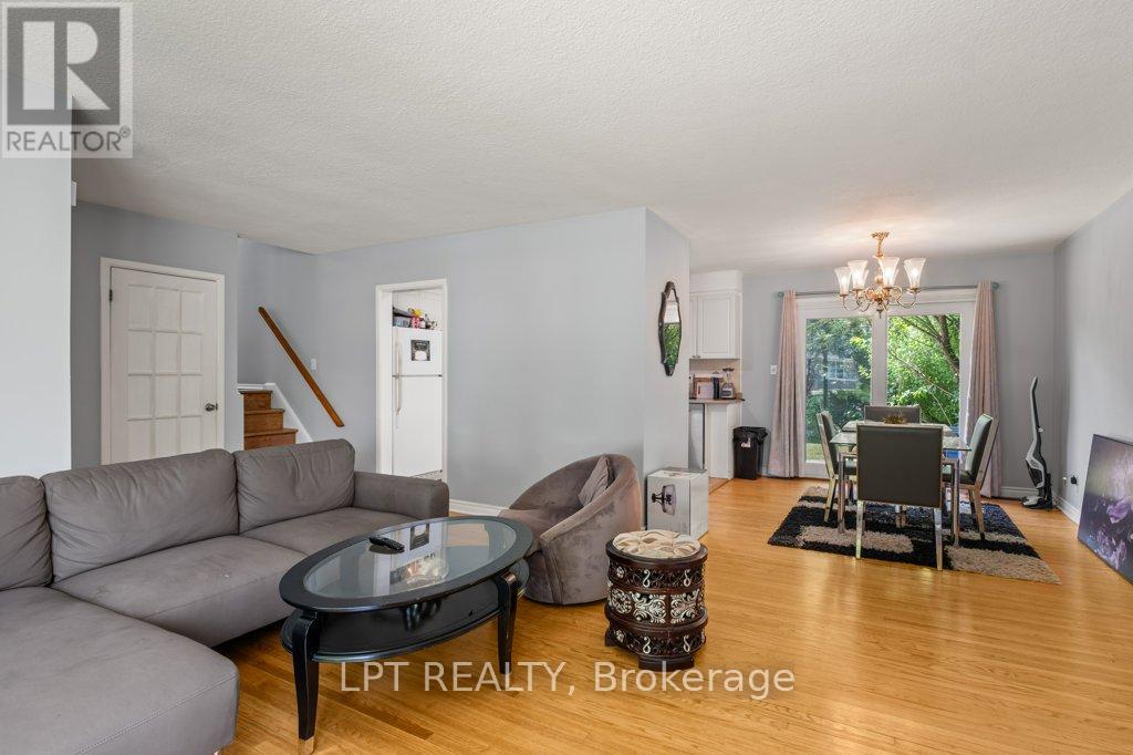 Photo 25 of 14 Herchmer Crescent, Kingston ON