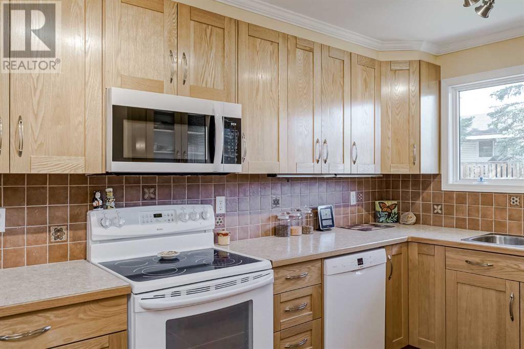 Single Family House Bungalow for Sale in  Whitefield Close NE Whitehorn Calgary 