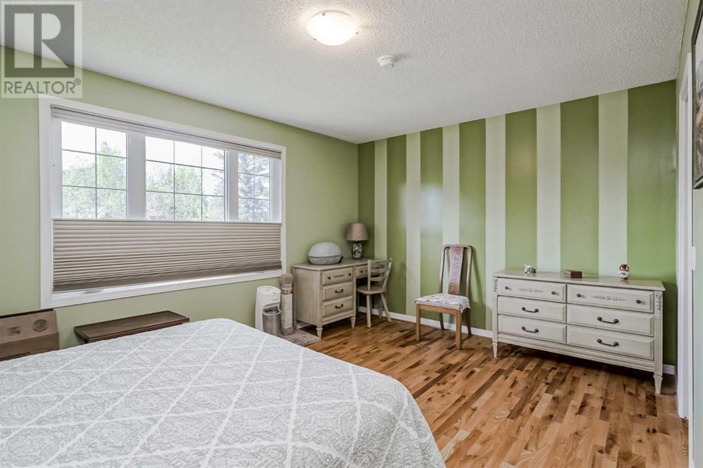Single Family House Bungalow for Sale in  Whitefield Close NE Whitehorn Calgary 