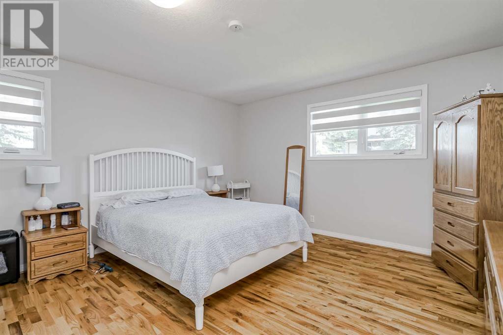 Single Family House Bungalow for Sale in  Whitefield Close NE Whitehorn Calgary 