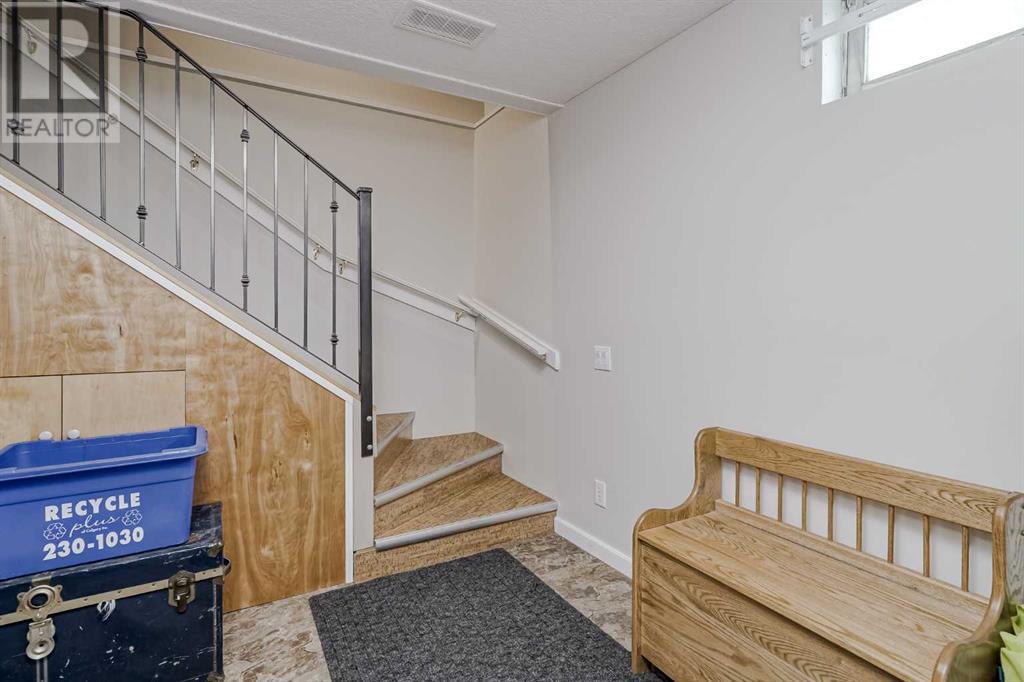 Single Family House Bungalow for Sale in  Whitefield Close NE Whitehorn Calgary 