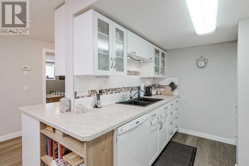Single Family House Bungalow for Sale in  Whitefield Close NE Whitehorn Calgary 