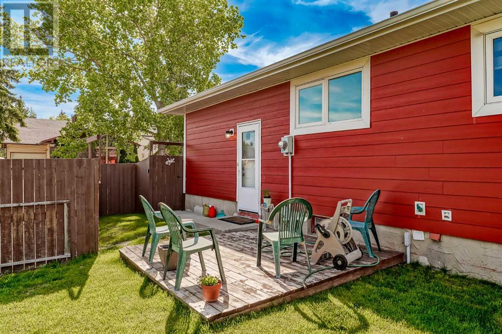 Single Family House Bungalow for Sale in  Whitefield Close NE Whitehorn Calgary 