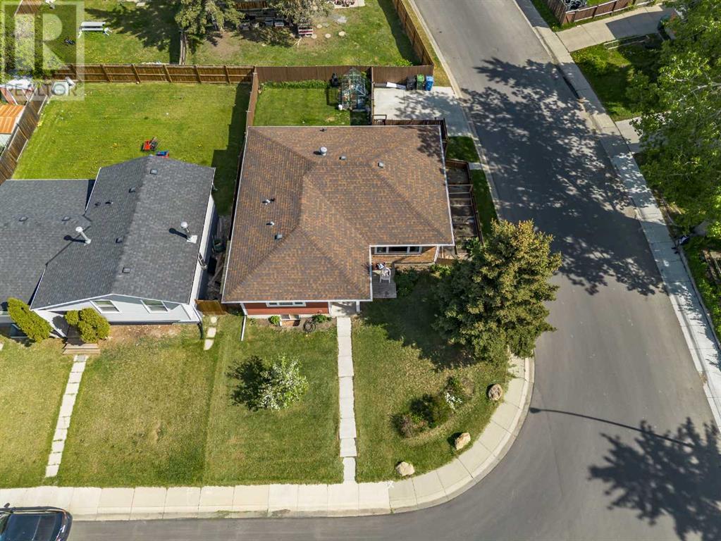 Single Family House Bungalow for Sale in  Whitefield Close NE Whitehorn Calgary 