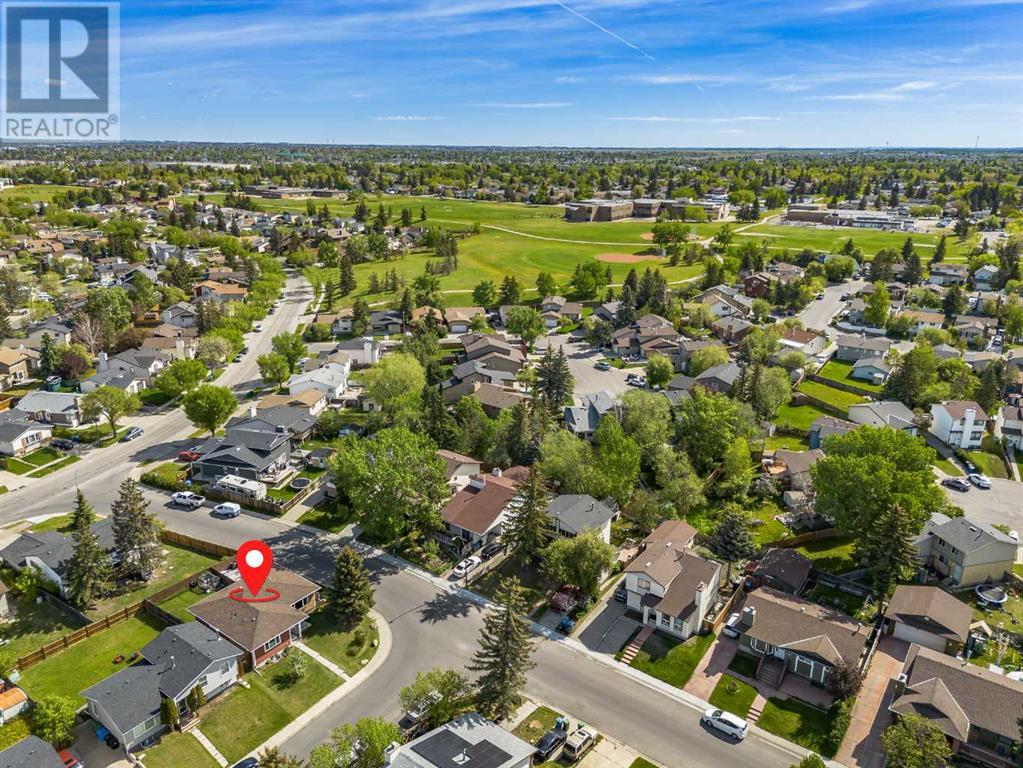 Single Family House Bungalow for Sale in  Whitefield Close NE Whitehorn Calgary 