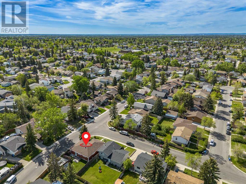 Single Family House Bungalow for Sale in  Whitefield Close NE Whitehorn Calgary 