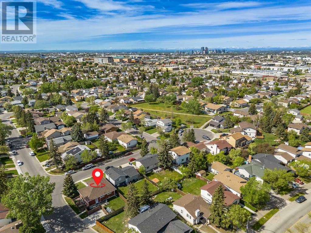 Single Family House Bungalow for Sale in  Whitefield Close NE Whitehorn Calgary 