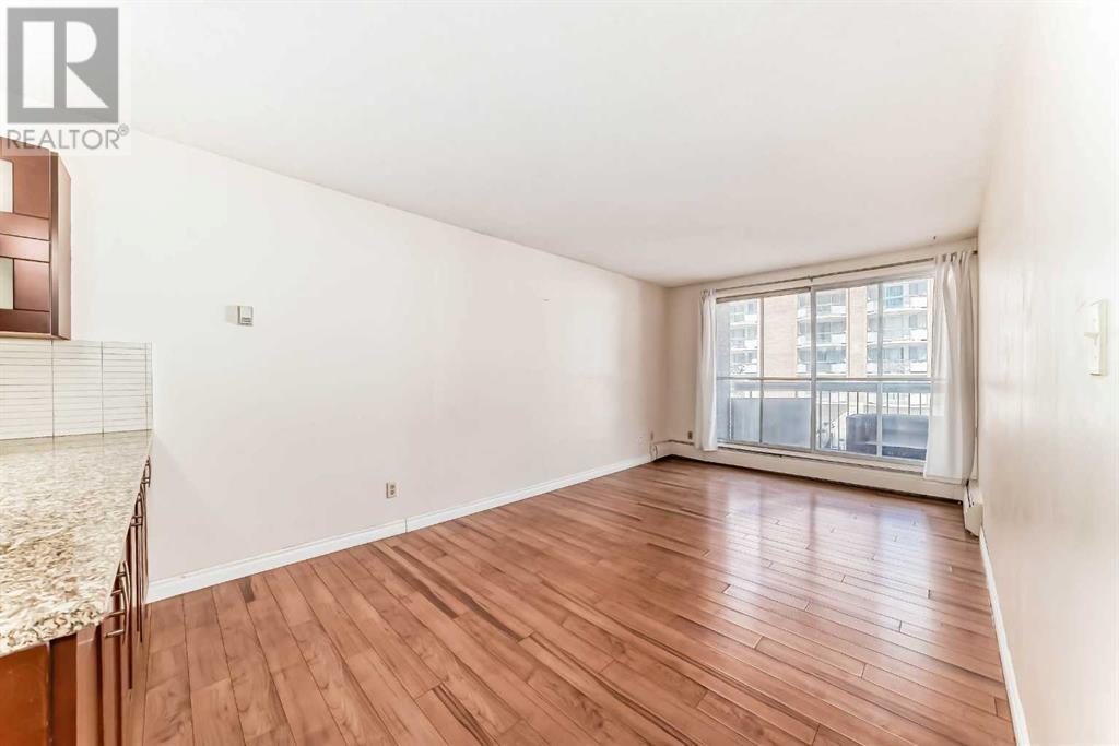 Single Family House for Sale in    Avenue SW Beltline Calgary 