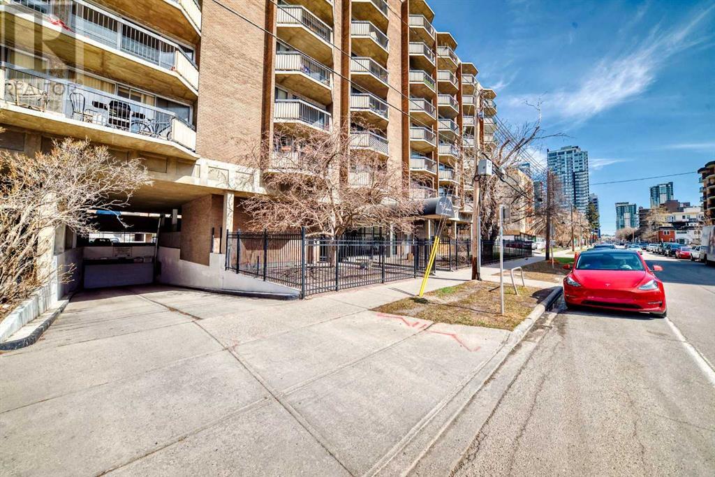 Single Family House for Sale in    Avenue SW Beltline Calgary 