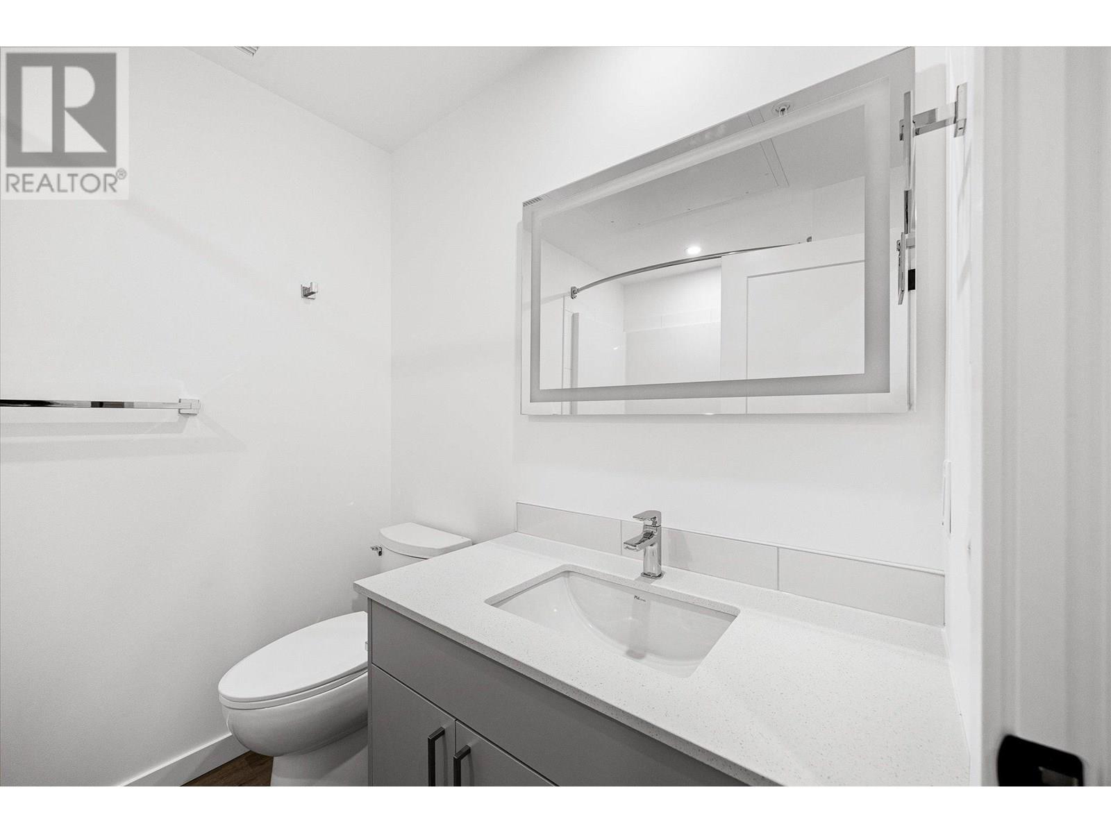 Photo 38 of 1274 Devonshire Avenue Unit 307 Lot 32, Kelowna BC