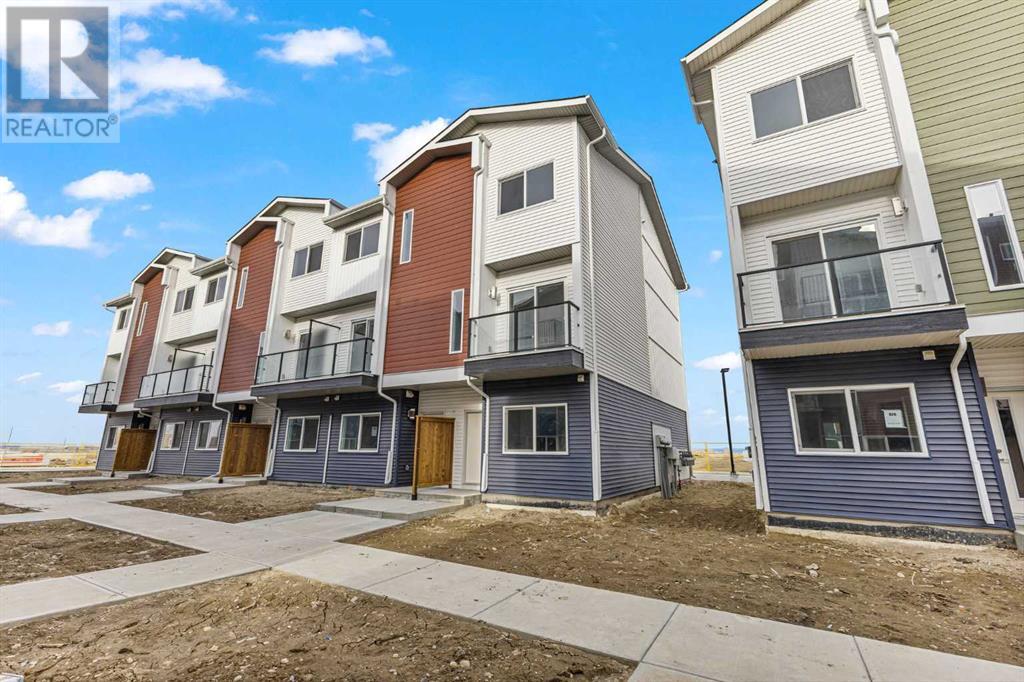 Single Family House for Sale in  Red Sky Villas NE Redstone Calgary 