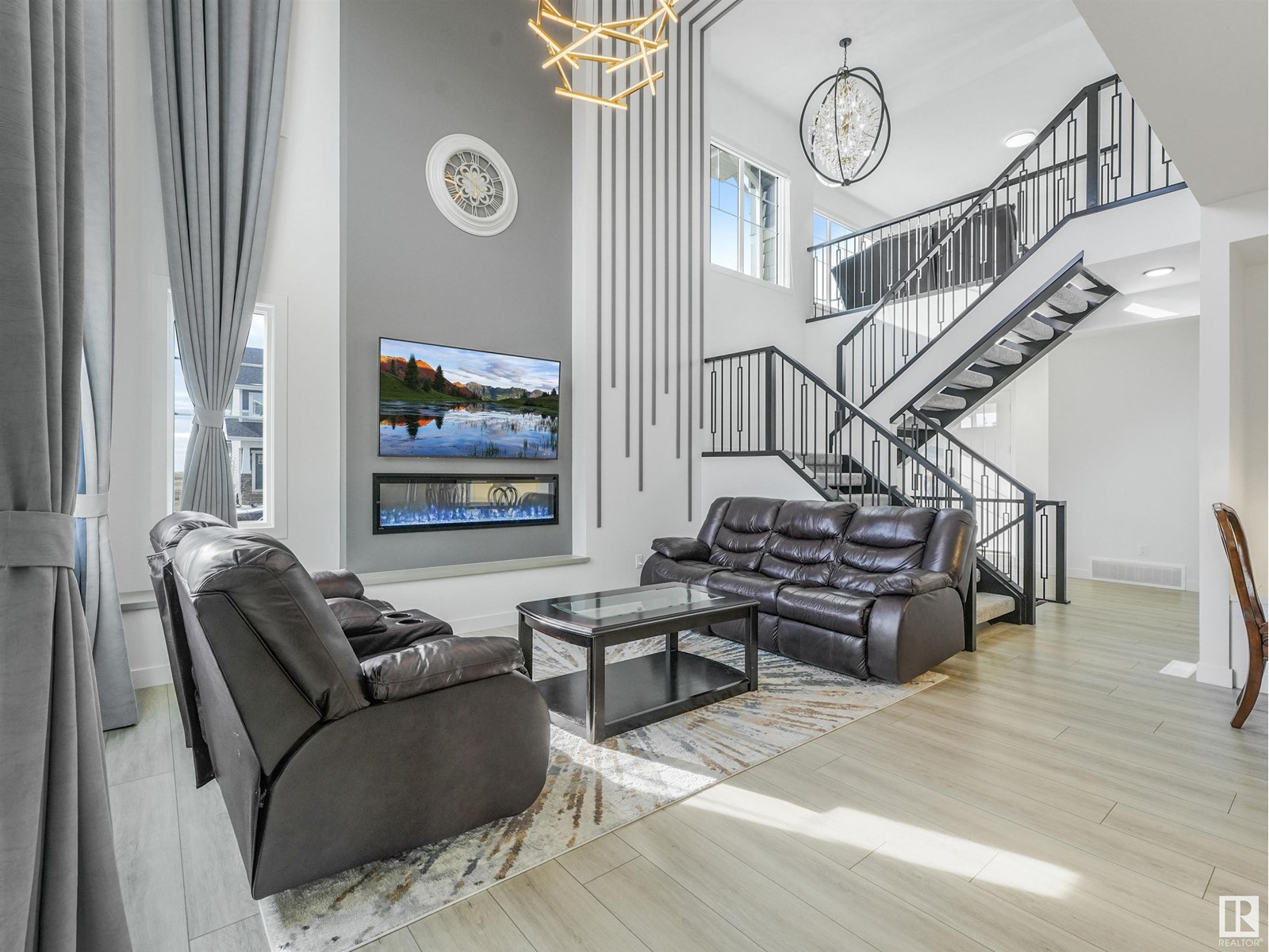 Photo 9 of 1581 Howes Pl Sw, Edmonton AB
