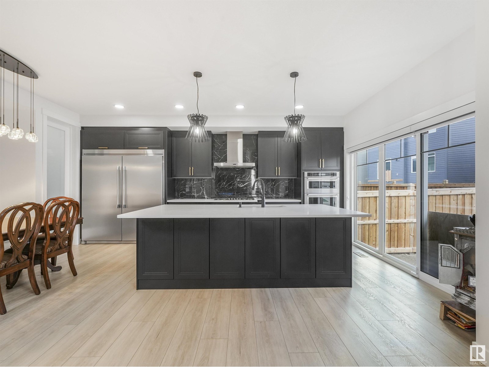 Photo 13 of 1581 Howes Pl Sw, Edmonton AB