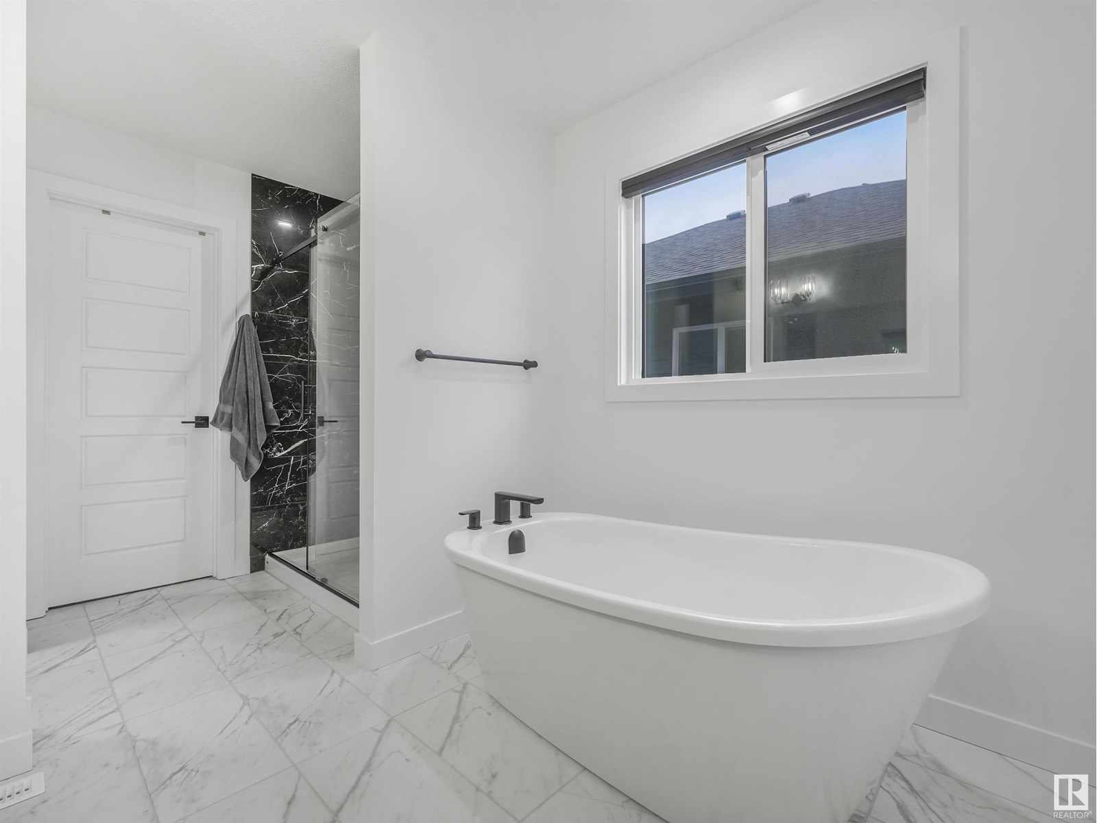 Photo 41 of 1581 Howes Pl Sw, Edmonton AB