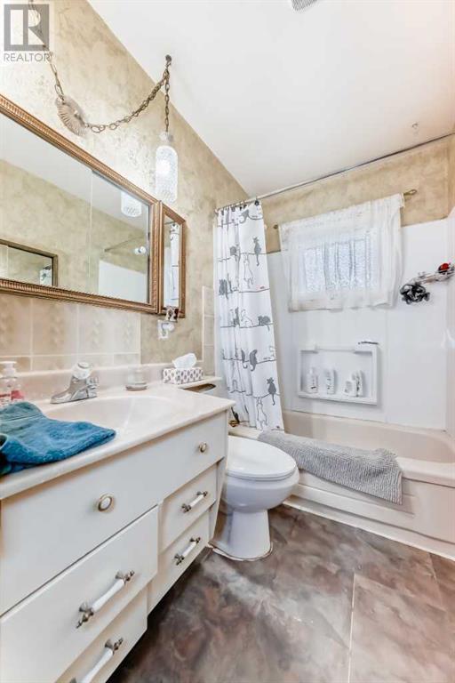 Single Family House Bungalow for Sale in  Rosewood Road NW Rosemont Calgary 