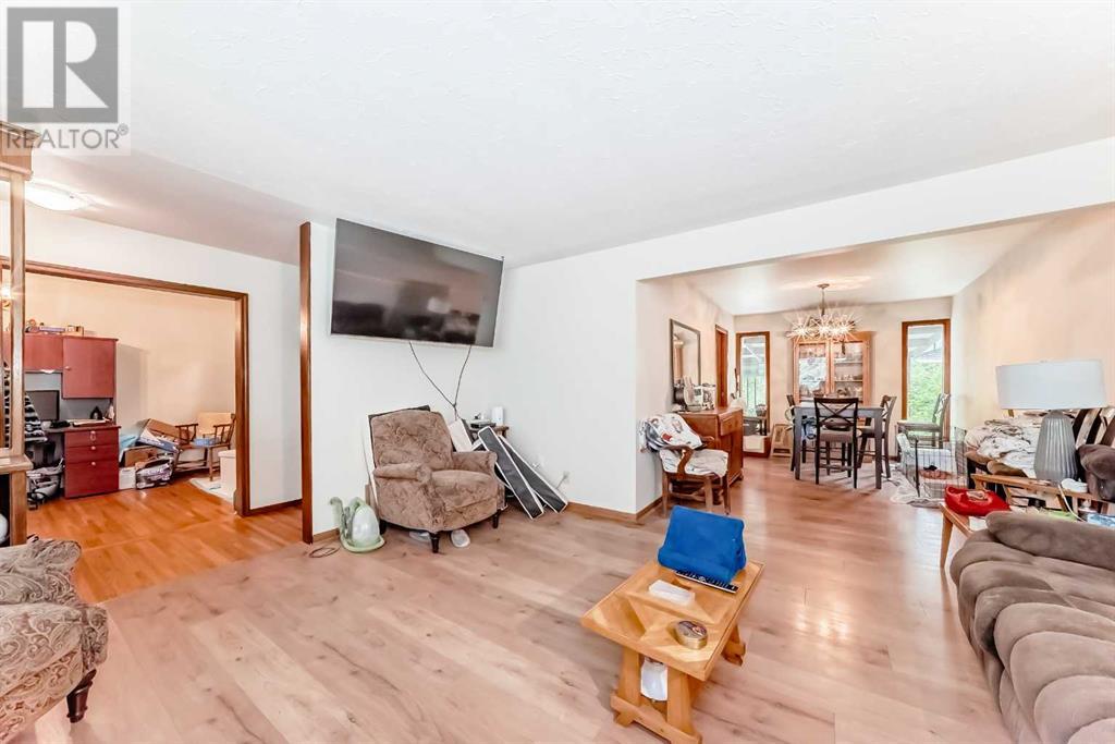 Single Family House Bungalow for Sale in  Rosewood Road NW Rosemont Calgary 