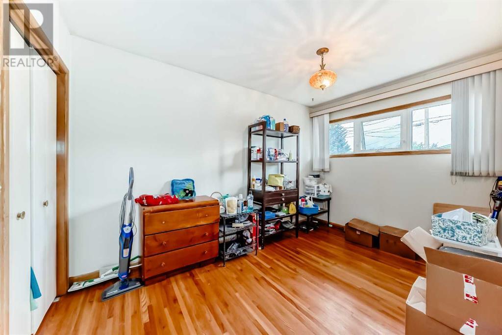 Single Family House Bungalow for Sale in  Rosewood Road NW Rosemont Calgary 