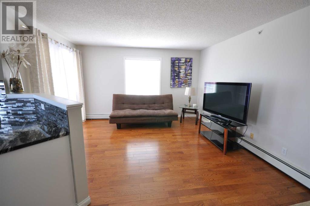 Single Family House for Sale in   Somervale Court SW Somerset Calgary 