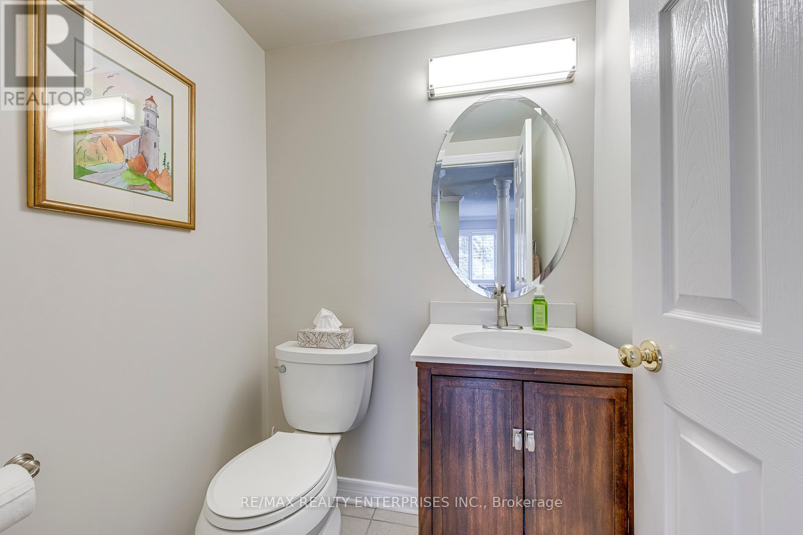 Photo 18 of 25 5658 Glen Erin Drive, Mississauga ON