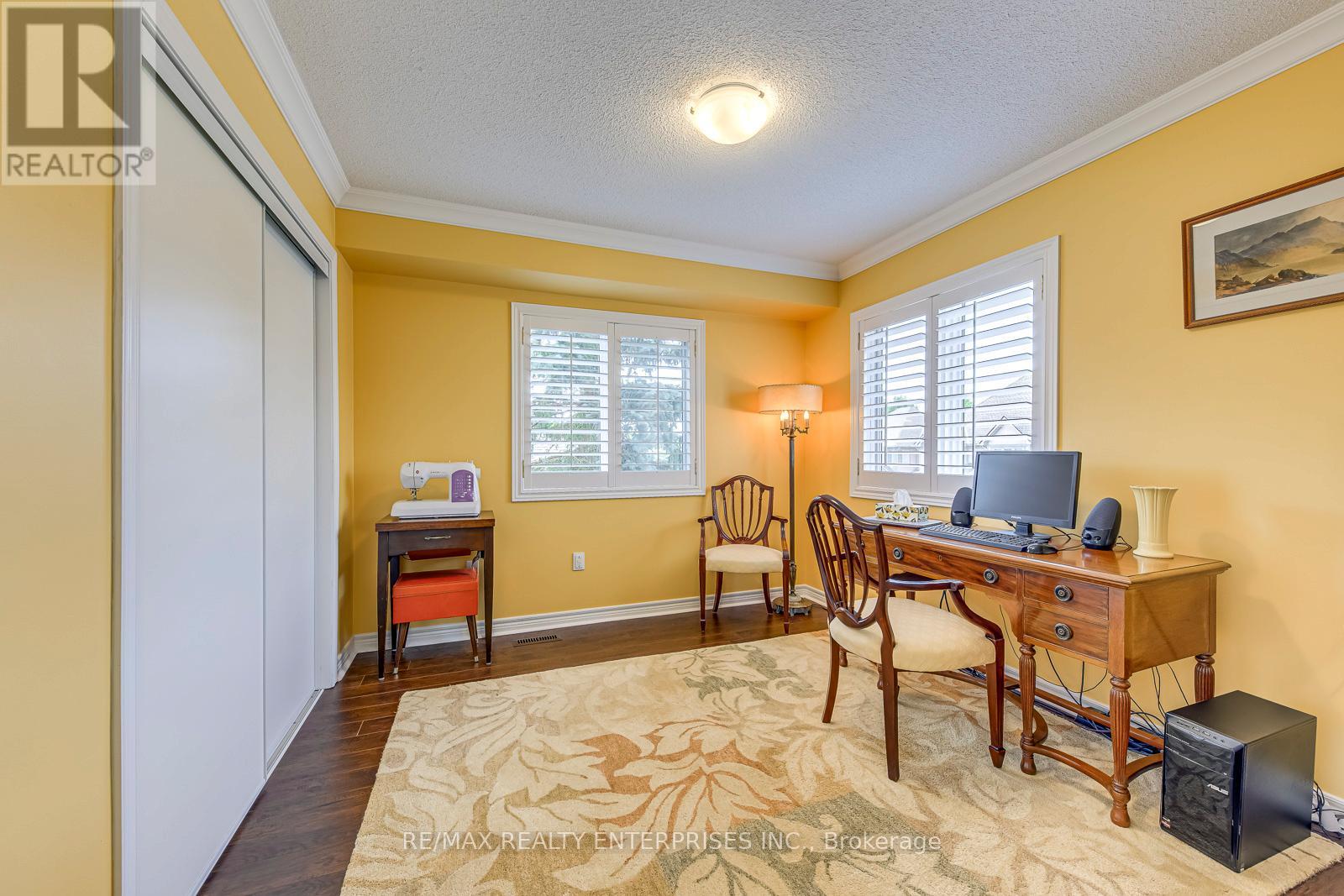 Photo 26 of 25 5658 Glen Erin Drive, Mississauga ON