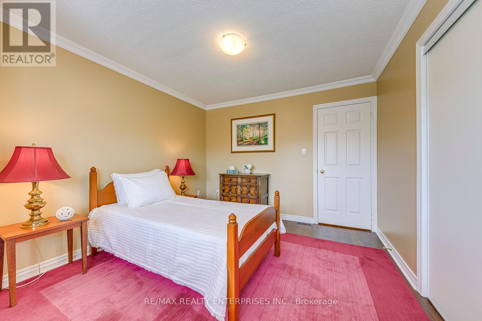 Photo 29 of 25 5658 Glen Erin Drive, Mississauga ON