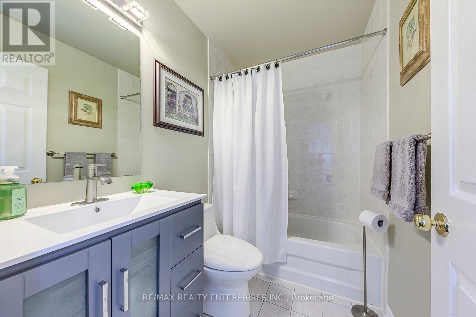 Photo 30 of 25 5658 Glen Erin Drive, Mississauga ON