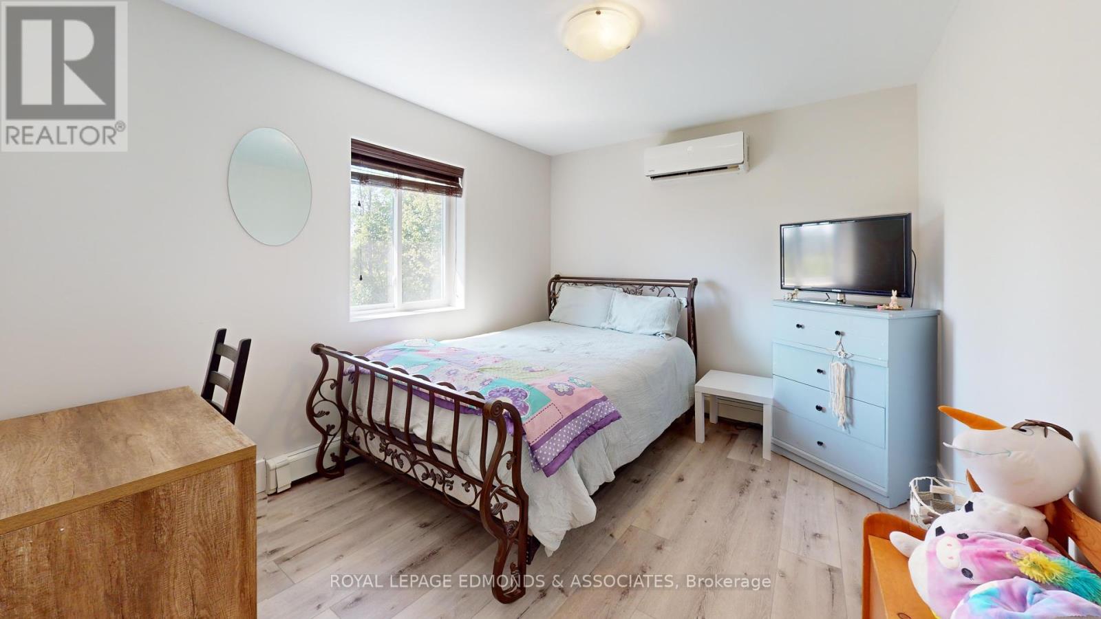 Photo 35 of 12 Cardel Street, Whitewater Region ON