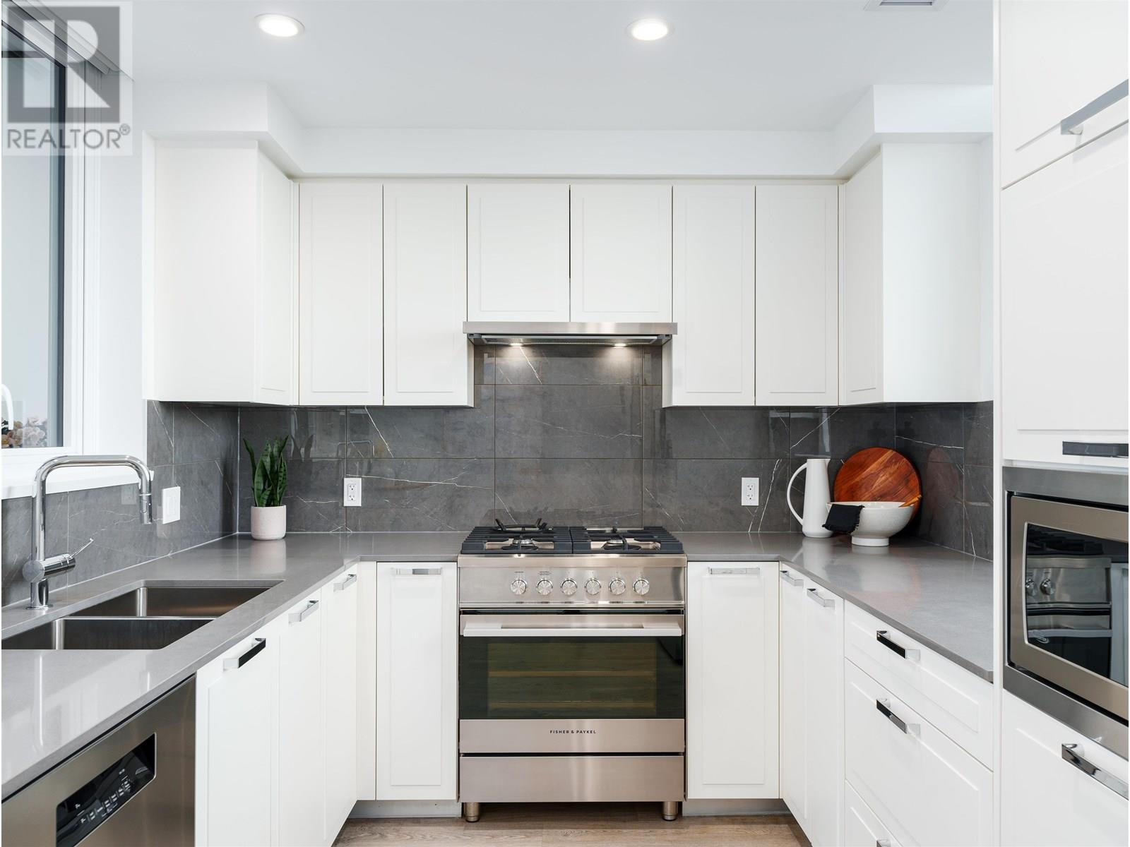 314 1471 HUNTER STREET, North Vancouver