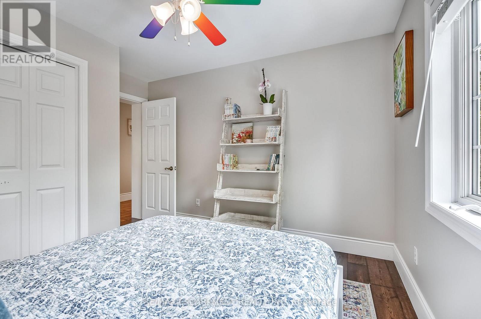 Photo 23 of 9 Valley Ridge Lane, Hamilton ON