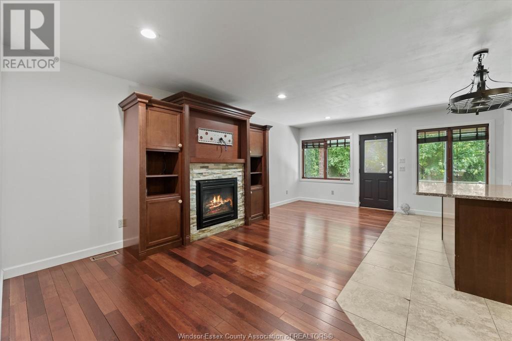 Photo 17 of 1387 Crosswinds Drive, Lakeshore ON