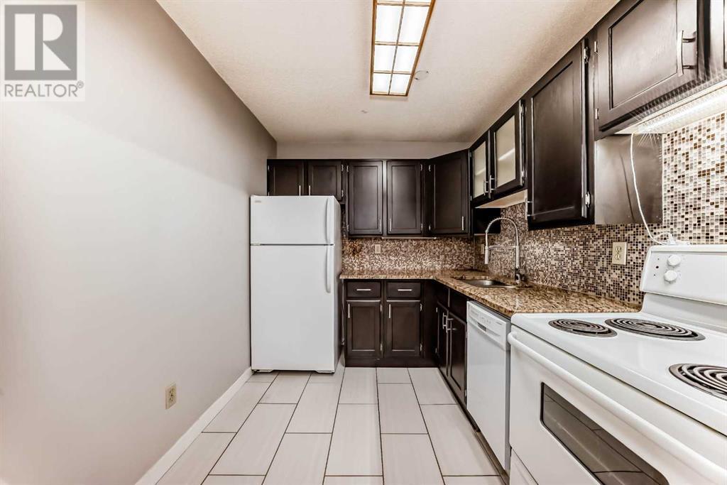 Single Family House for Sale in   Southampton Drive SW Southwood Calgary 