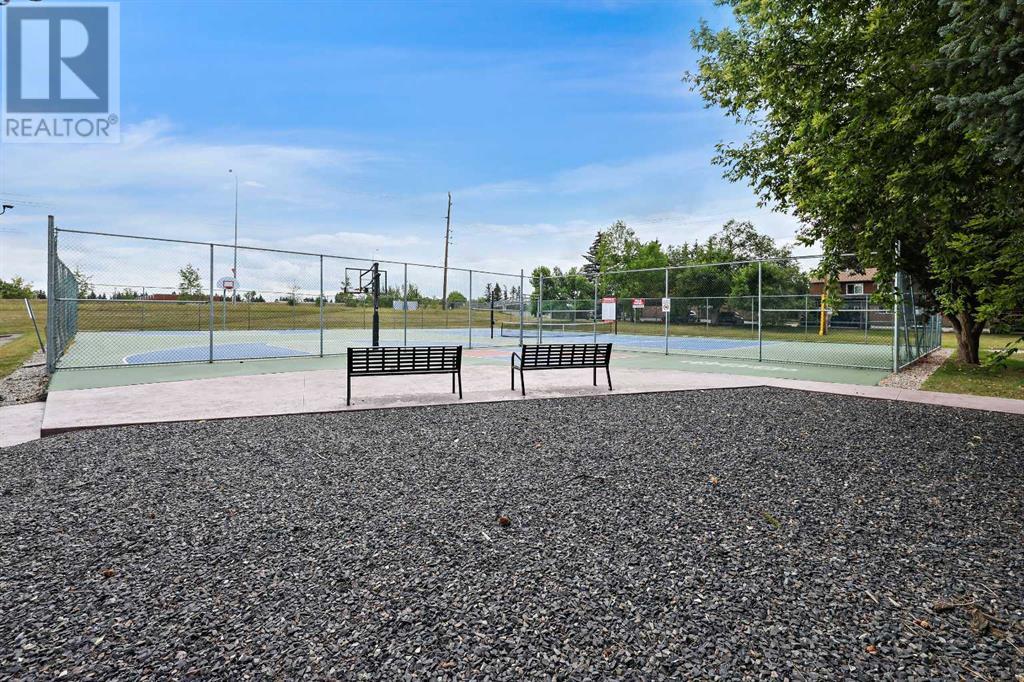 Single Family House for Sale in   Southampton Drive SW Southwood Calgary 