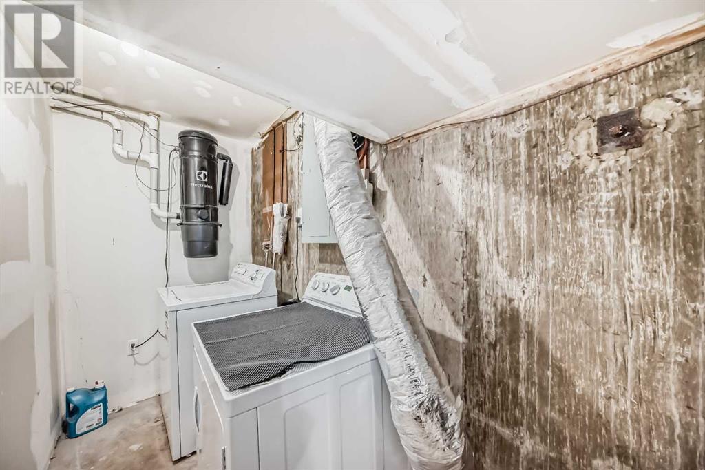 Single Family House Bungalow for Sale in  Olympia Drive SE Ogden Calgary 