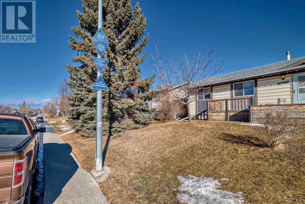 Single Family House Bungalow for Sale in  Olympia Drive SE Ogden Calgary 