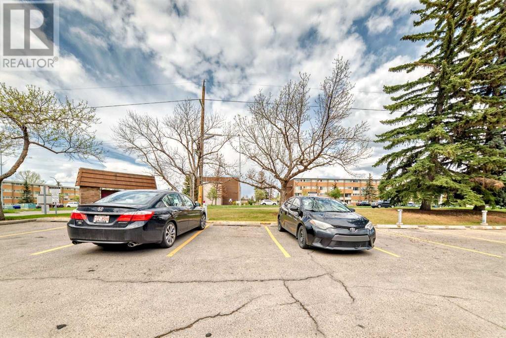 Single Family House for Sale in A  Heritage Drive SE Acadia Calgary 